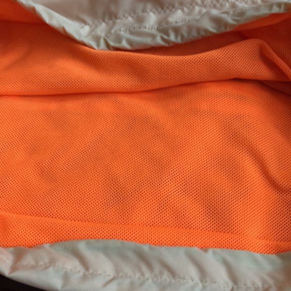 Jacket - Picture 14 of 14